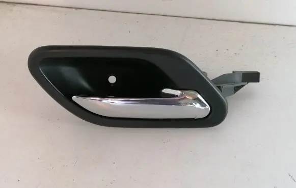 BMW 5 E39 Rear door interior handle 8226050