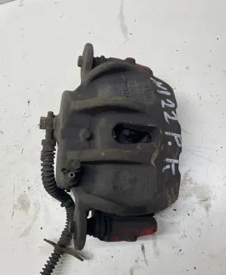 Land Rover Discovery 4 - LR4 Front brake caliper