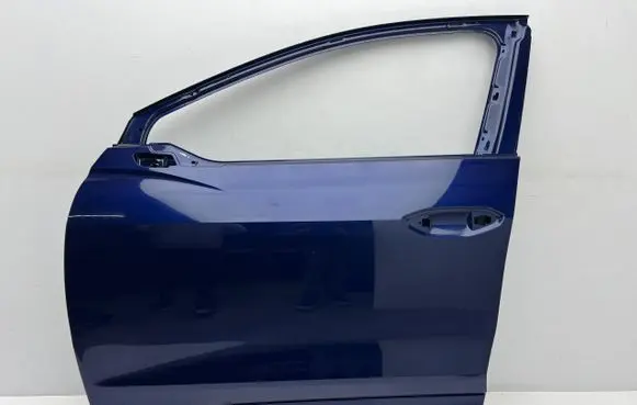 Audi Q4 Sportback e-tron Front door