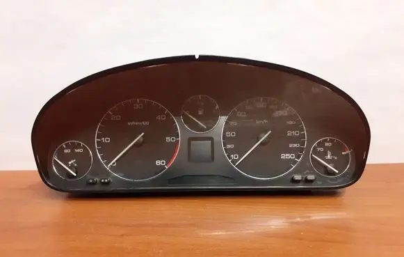 Peugeot 607 Speedometer (instrument cluster) 87001383 6102