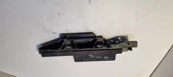 Audi A4 S4 B7 8E 8H Battery bracket 8E1805229