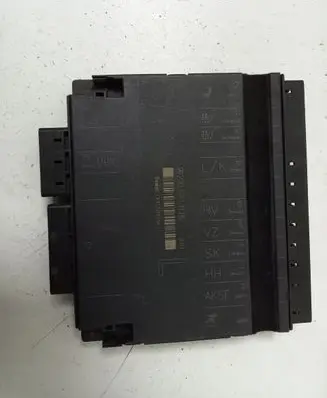 Mercedes-Benz S W220 Seat control module 2208201185