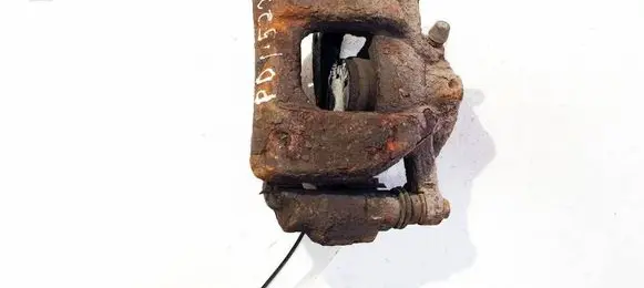 Toyota Auris 150 Front brake caliper