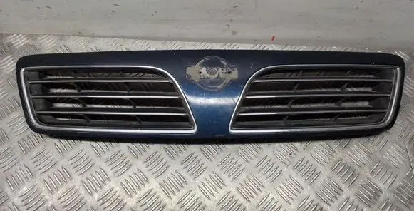 Nissan Maxima Front bumper upper radiator grill 6231044U00