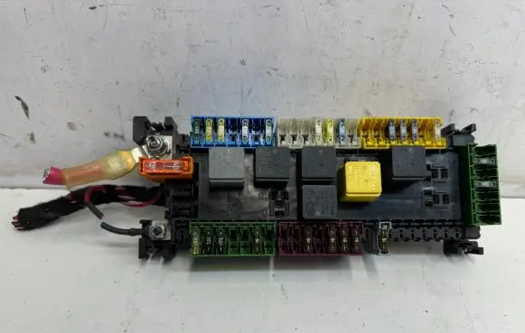 Mercedes-Benz GLE (W166 - C292) Fuse module A1669061202