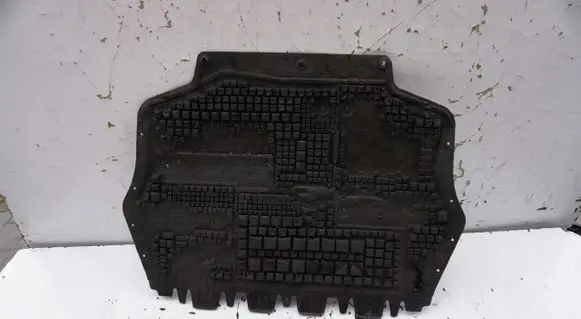 Engine splash shield/under tray