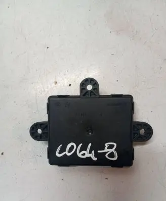 Volvo S60 Door control unit/module 31343872 AV6N140