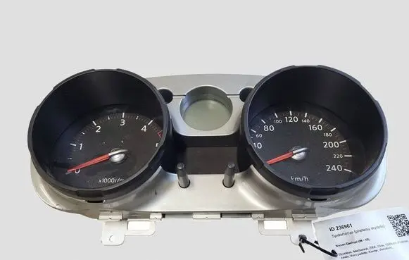 Nissan Qashqai Speedometer (instrument cluster)
