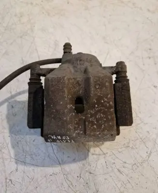 Toyota Prius (XW30) Front brake caliper