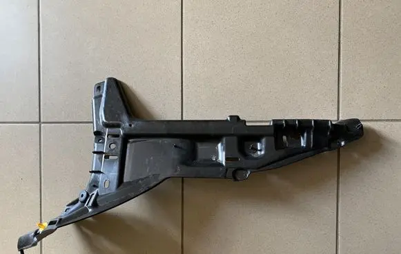 Tesla Model S Bumper support mounting bracket corner 100927200F 1009272