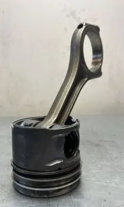 Land Rover Range Rover Sport L320 Piston with connecting rod 368DT