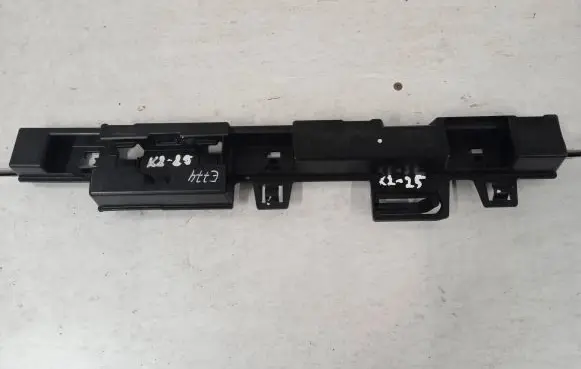 BMW 2 F22 F23 Sill supporting ledge 7268076