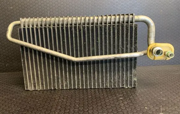 Mercedes-Benz C W203 Air conditioning (A/C) radiator (interior) A2098300158 97159
