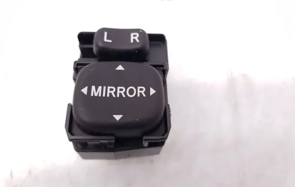 Toyota Yaris Wing mirror switch 183574