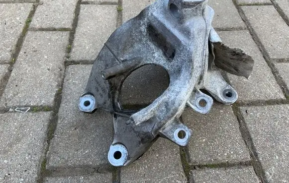 Audi Q5 SQ5 Engine mounting bracket 80A199308