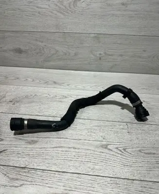 BMW X5 E53 Engine coolant pipe/hose 7789403