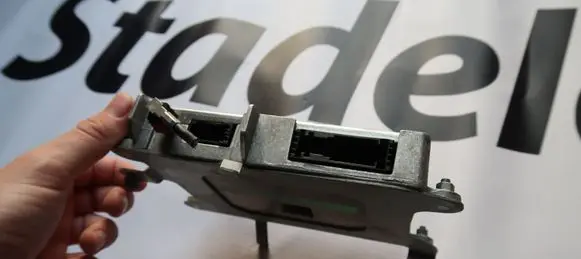 Mercedes-Benz S W221 Engine control unit/module A2218708992 2218708992