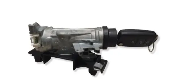 Skoda Octavia Mk2 (1Z) Ignition lock 1K0905851B 3T0837202C