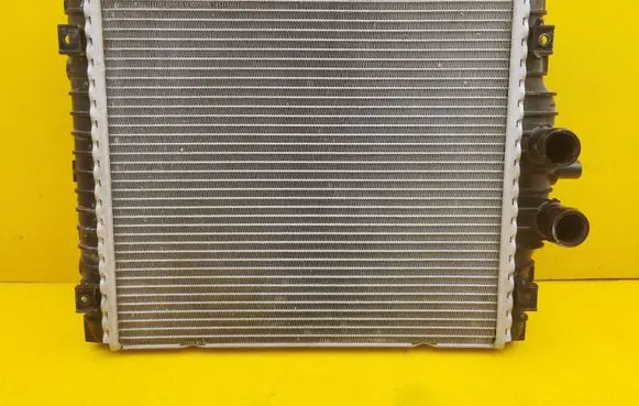 Audi R8 4S Coolant radiator 4S0121252B