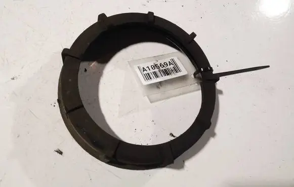 Volkswagen II LT In tank fuel pump screw locking ring/nut 