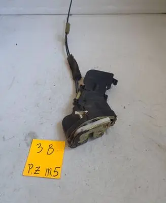 Mazda 6 Rear door lock 829349