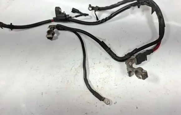 Volvo S40 Positive cable (battery) 