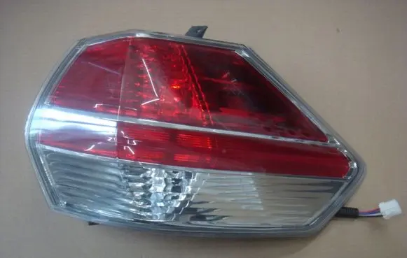 Nissan X-Trail T32 Rear/tail lights