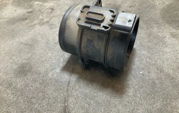 Mercedes-Benz Sprinter W906 Mass air flow meter A6519050500
