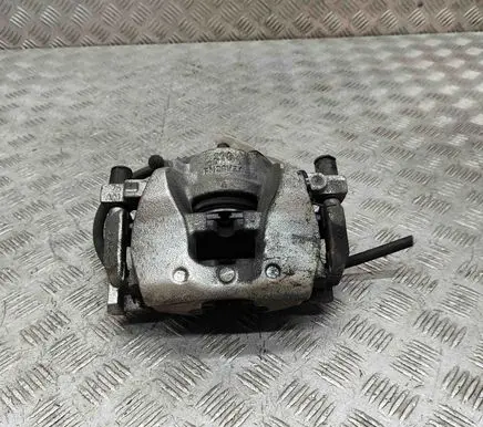 Nissan Qashqai J12 Front brake caliper 410016RN0A