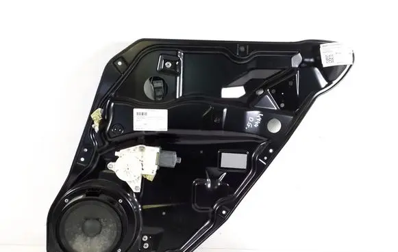 Mercedes-Benz ML W164 Rear door manual window regulator A1647303279