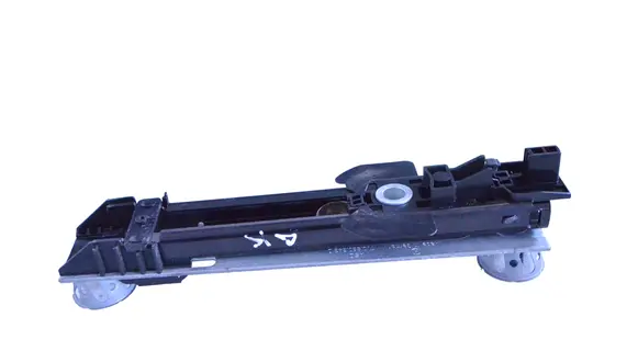 Volkswagen Touareg I Seat belt adjustment motor 7L0880343D