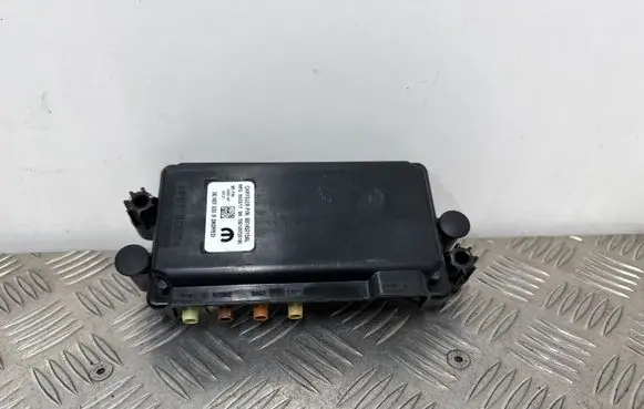 Chrysler Pacifica Camera control unit module 68145215AL