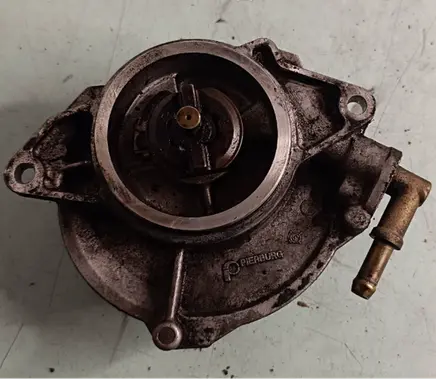 Audi A4 S4 B7 8E 8H Vacuum pump 057145100P