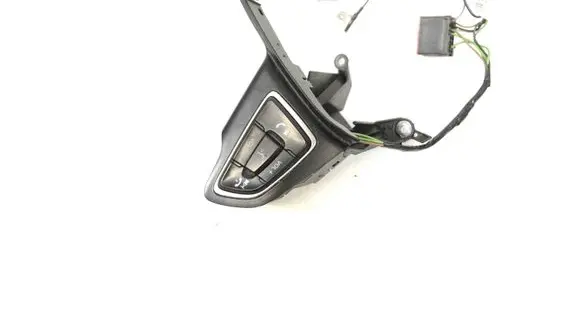 Steering wheel buttons/switches