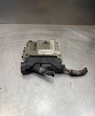 Opel Zafira B Engine control unit/module 0281012549 1039S11633 55198922