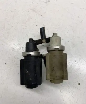 Audi A6 S6 C5 4B Turbo solenoid valve 059906627C 72290321 059906627B
