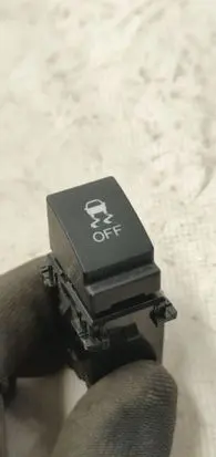 Subaru Outback (BS) Traction control (ASR) switch 