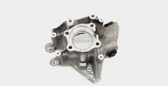 BMW X5 G05 Rear wheel hub 6876654