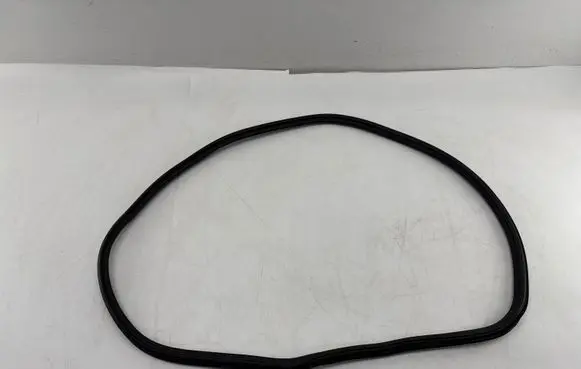 Audi A3 S3 8V Rear door rubber seal (on body) 8V4833721B