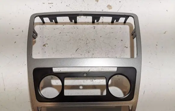 Skoda Octavia Mk2 (1Z) Climate control/heater control trim 