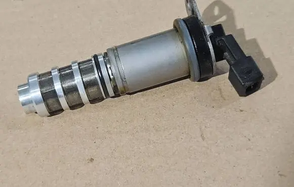 BMW X5 F15 Turbo solenoid valve 7585776