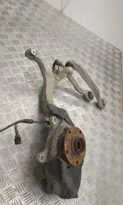 Audi A8 S8 D3 4E Front wheel hub 4E0258