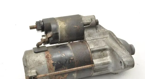 Toyota Yaris Starter motor 2810023030