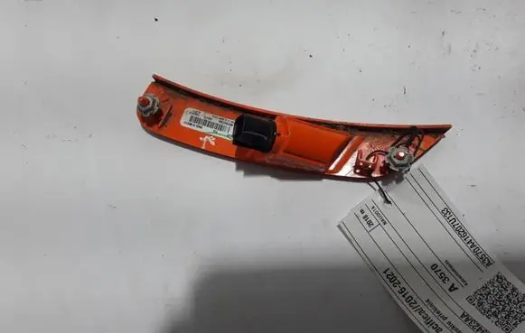 Chrysler Pacifica Front indicator light 68229423AA