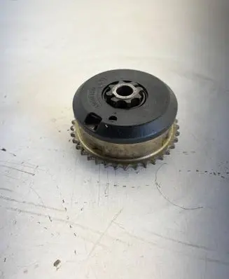 BMW 5 F10 F11 Camshaft pulley/ VANOS 13610513DE