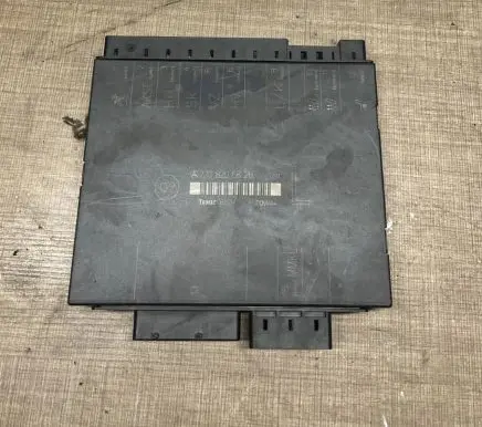 Mercedes-Benz S W220 Other control units/modules A2208206826