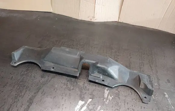 BMW 5 E39 Other engine bay part 8158237 51718158237
