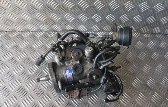 Volvo S40, V40 Fuel injection high pressure pump F80LTN03 186887
