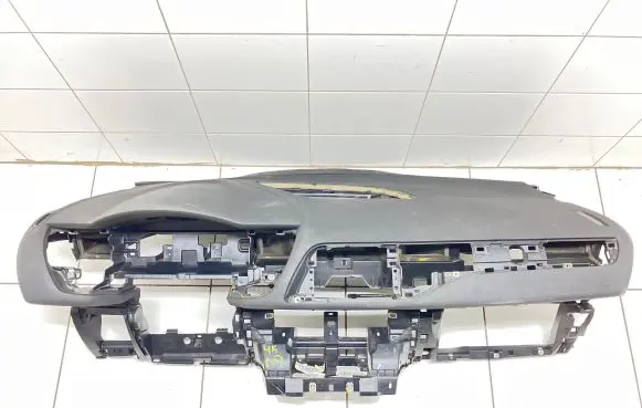 Citroen C5 Dashboard 9682177977 63040110