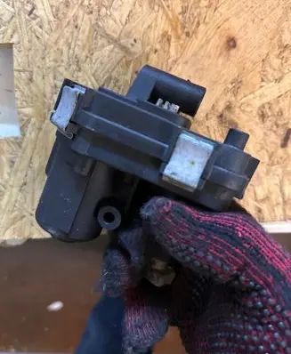 KIA Ceed Mass air flow meter PBTGF30